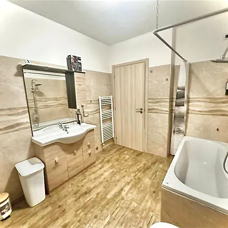 Giusyasia 24 * Marzano (Pavia)